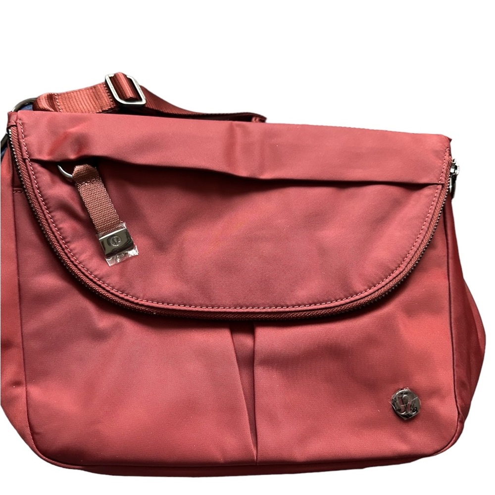 NWT Lululemon All Night Festival Bag